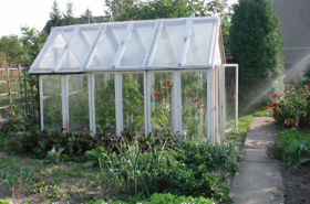 Greenhouse Effect in a Greenhouse